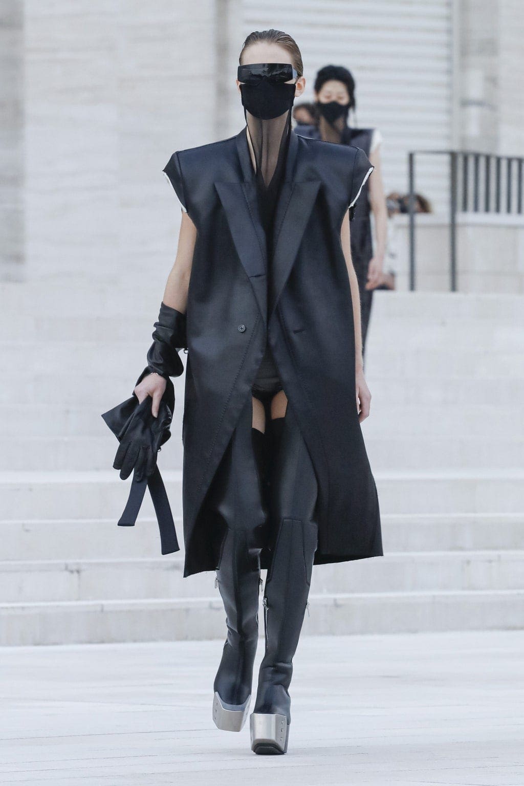 瑞克·欧文斯（Rick Owens）2021年春夏 RUNWAY 杂志