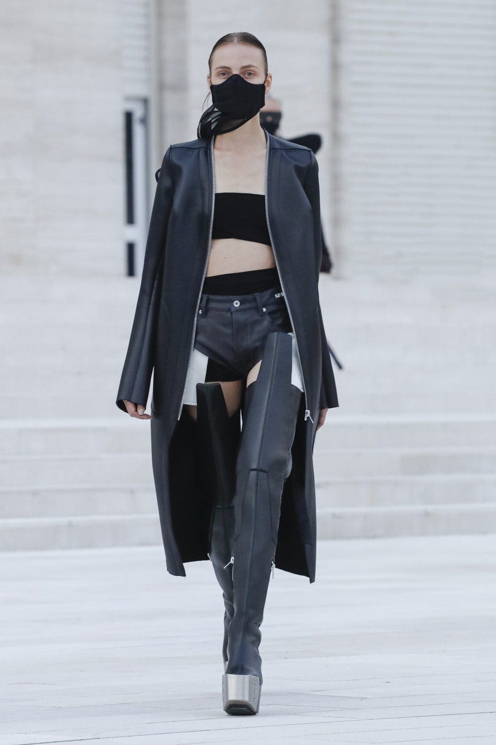 瑞克·欧文斯（Rick Owens）2021年春夏 RUNWAY 杂志