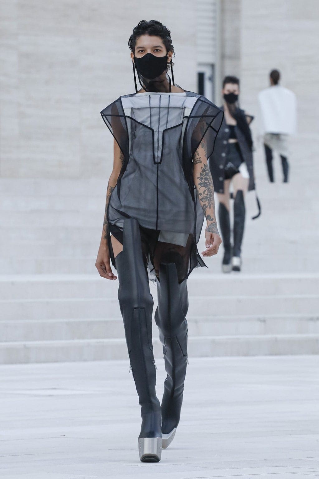 瑞克·欧文斯（Rick Owens）2021年春夏 RUNWAY 杂志