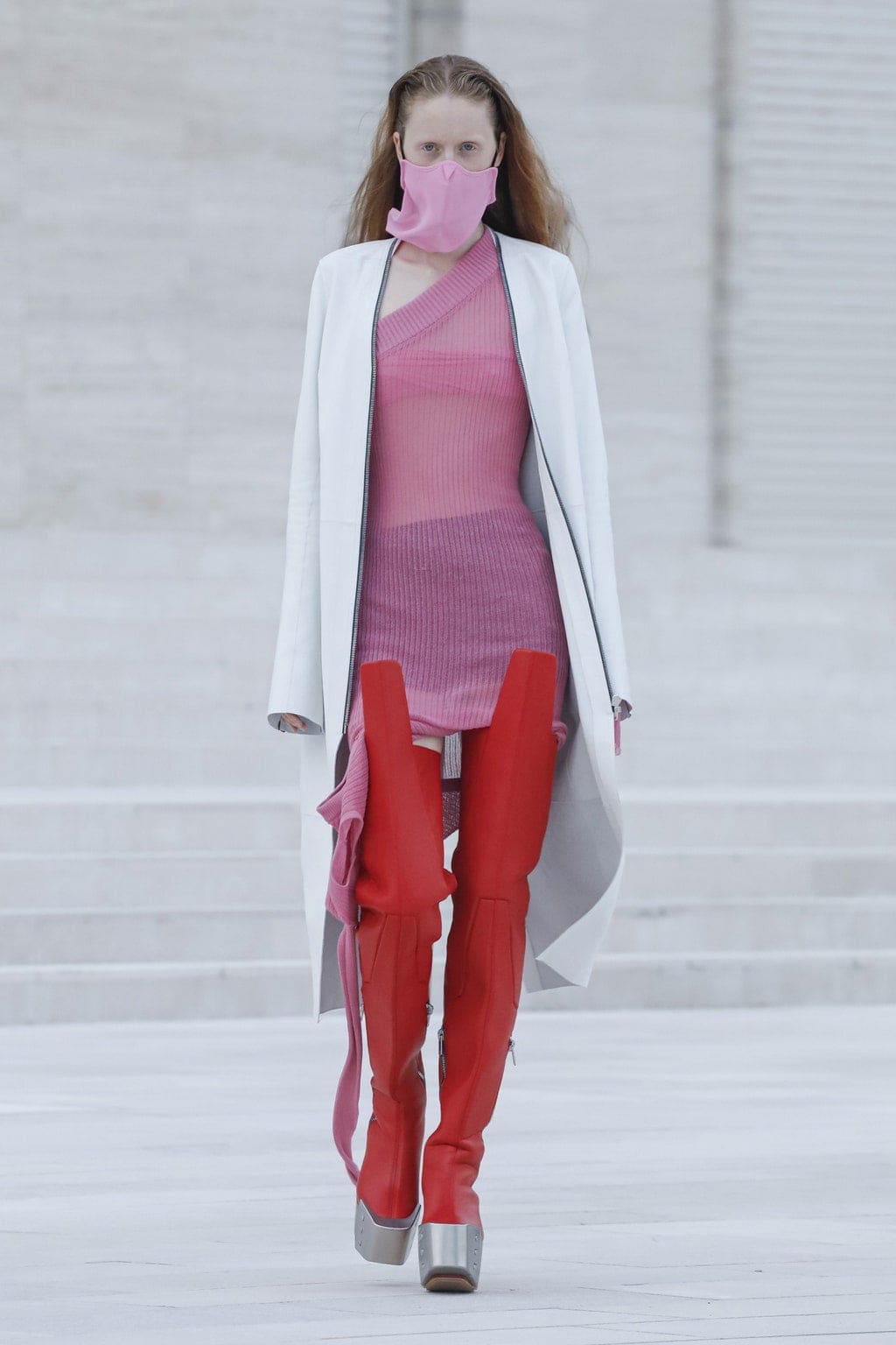瑞克·欧文斯（Rick Owens）2021年春夏 RUNWAY 杂志