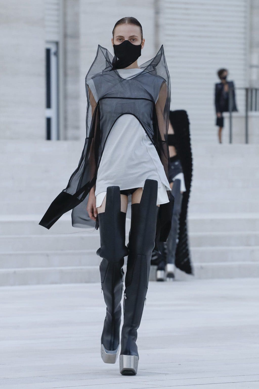 瑞克·欧文斯（Rick Owens）2021年春夏 RUNWAY 杂志