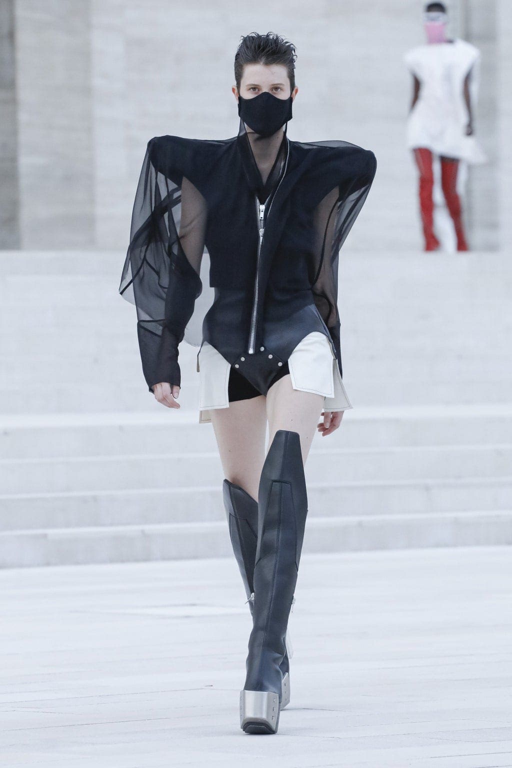 瑞克·欧文斯（Rick Owens）2021年春夏 RUNWAY 杂志