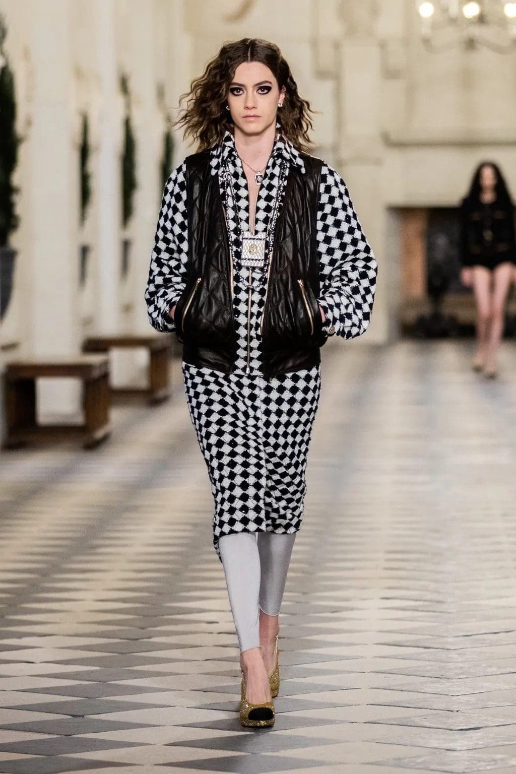 Chanel Pre-Fall 2021 Métiers d’art by RUNWAY MAGAZINE