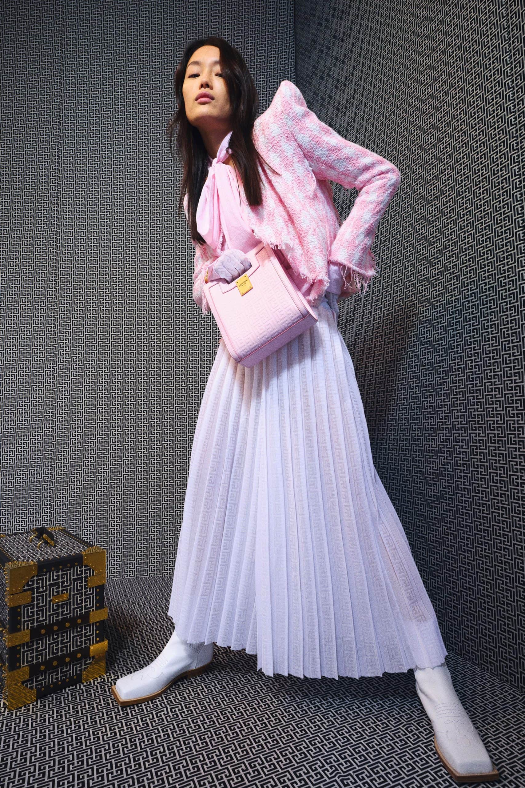 Balmain Pre-Fall 2021 by RUNWAY MAGAZINE