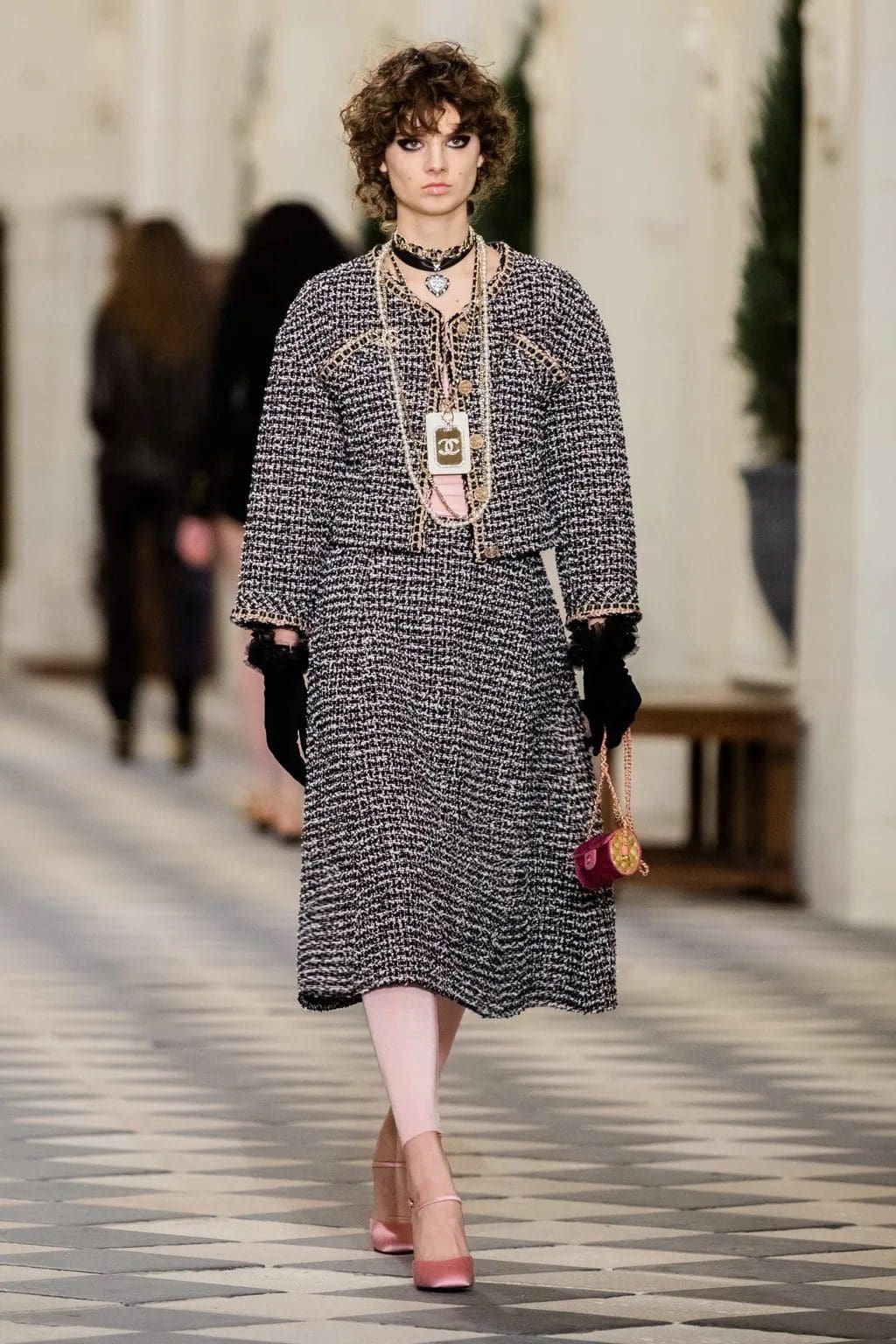 Chanel Pre-Fall 2021 Métiers d’art by RUNWAY MAGAZINE