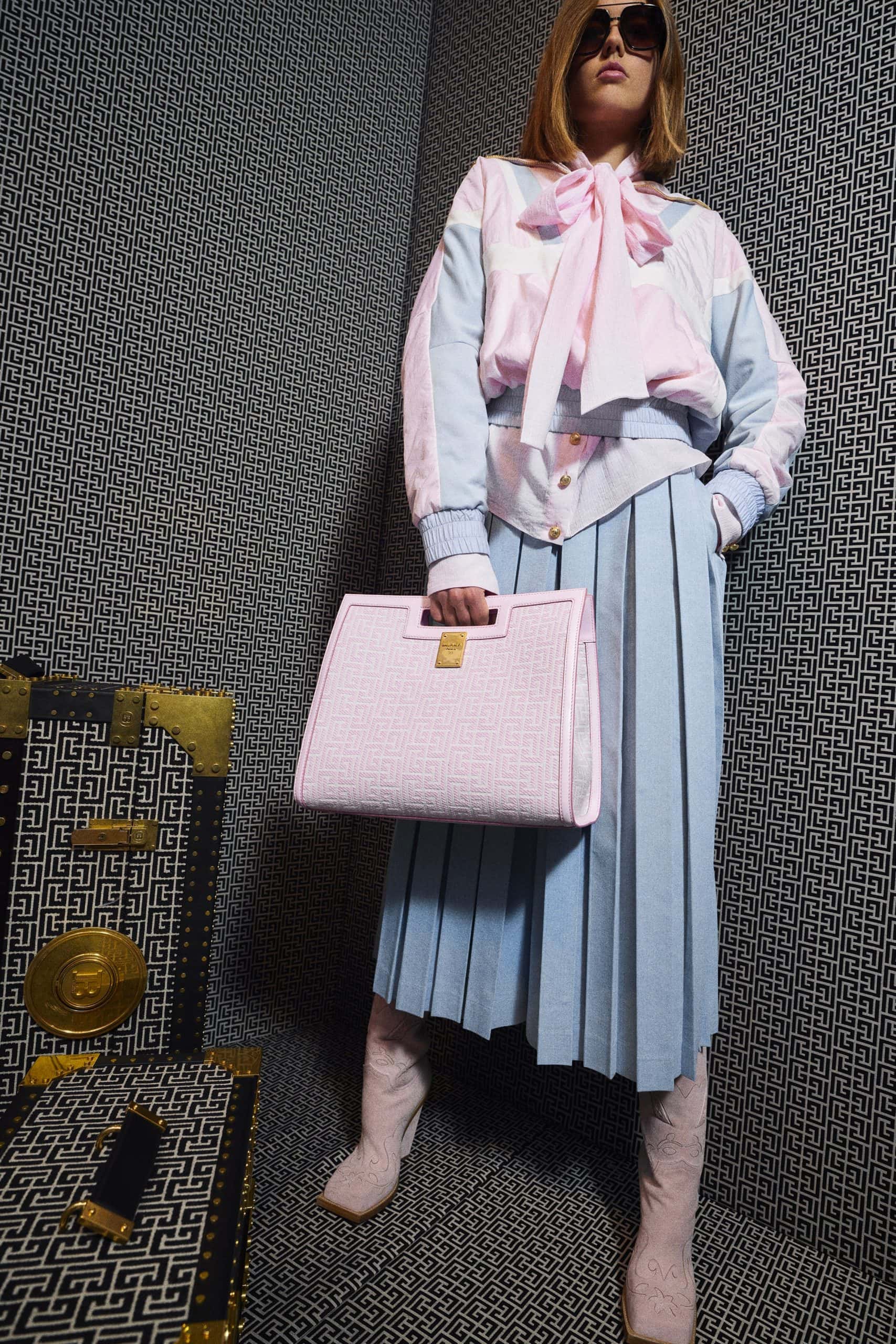 Balmain Pre-Fall 2021 by RUNWAY MAGAZINE