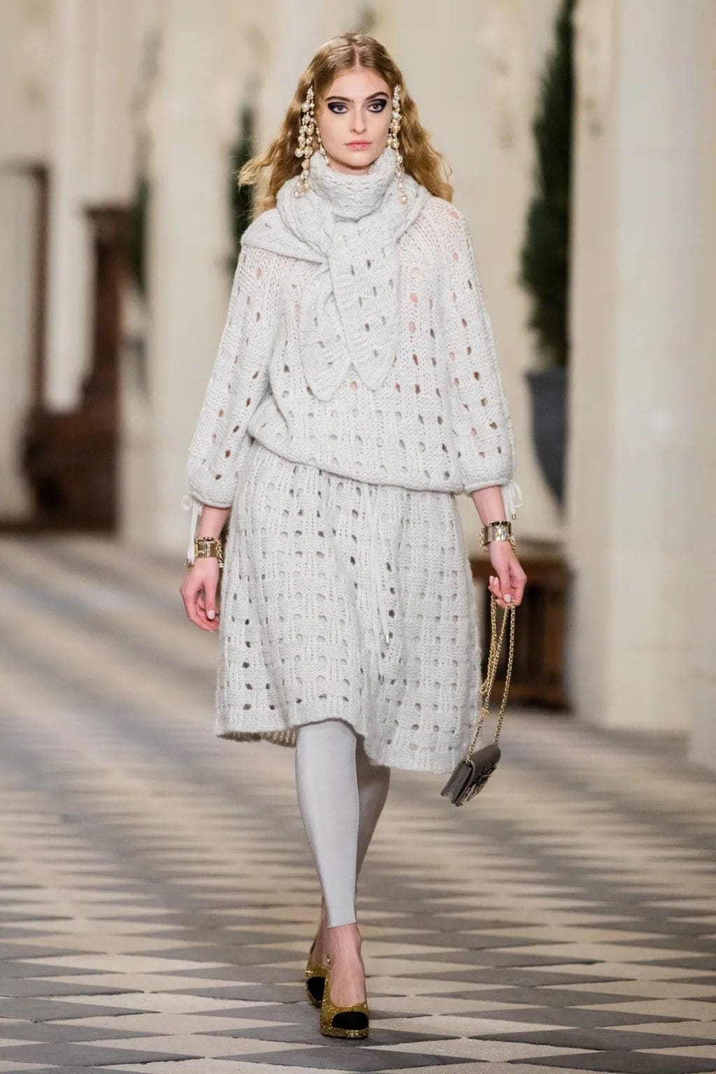Chanel Pre-Fall 2021 Métiers d’art by RUNWAY MAGAZINE