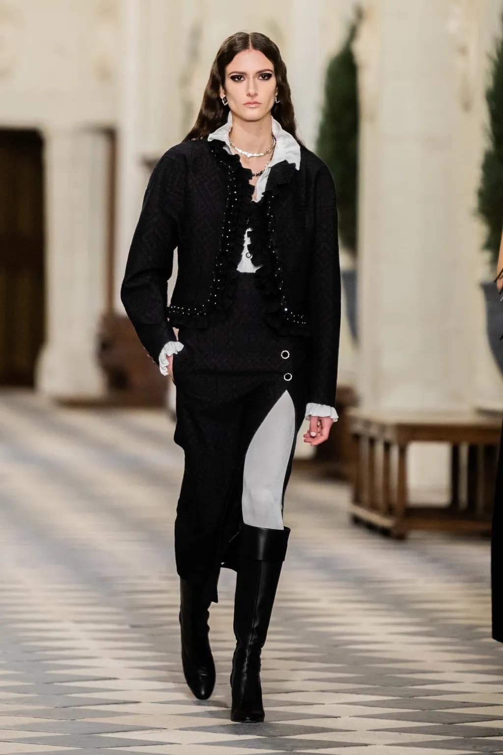 Chanel Pre-Fall 2021 Métiers d’art by RUNWAY MAGAZINE