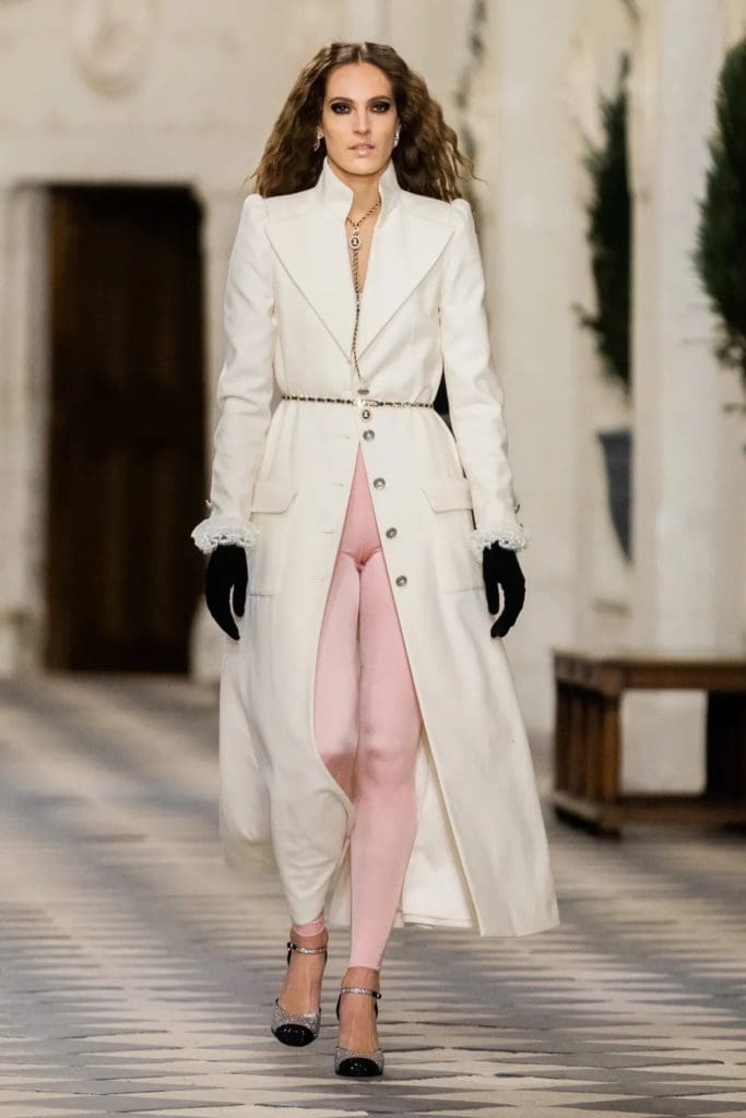 Chanel Pre-Fall 2021 Métiers d’art by RUNWAY MAGAZINE