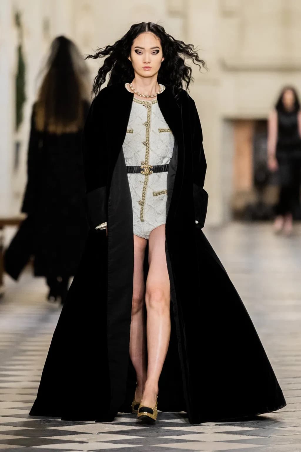 Chanel Pre-Fall 2021 Métiers d’art by RUNWAY MAGAZINE