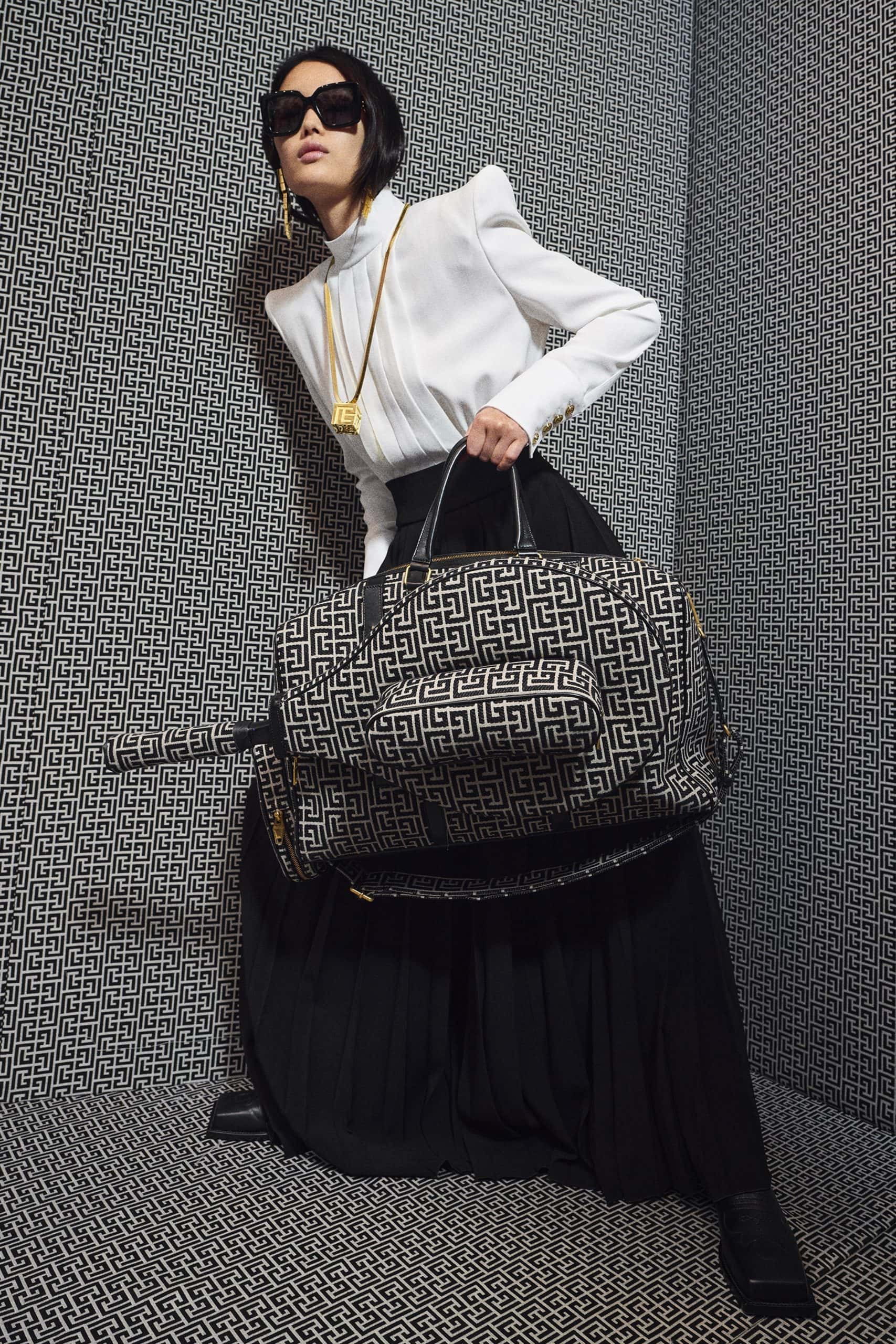 Balmain Pre-Fall 2021 by RUNWAY MAGAZINE