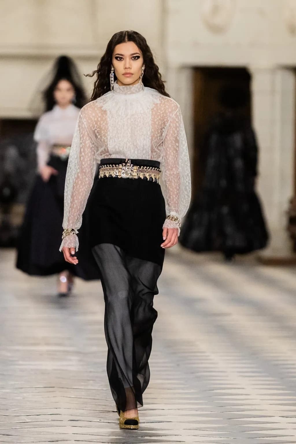 Chanel Pre-Fall 2021 Métiers d’art by RUNWAY MAGAZINE
