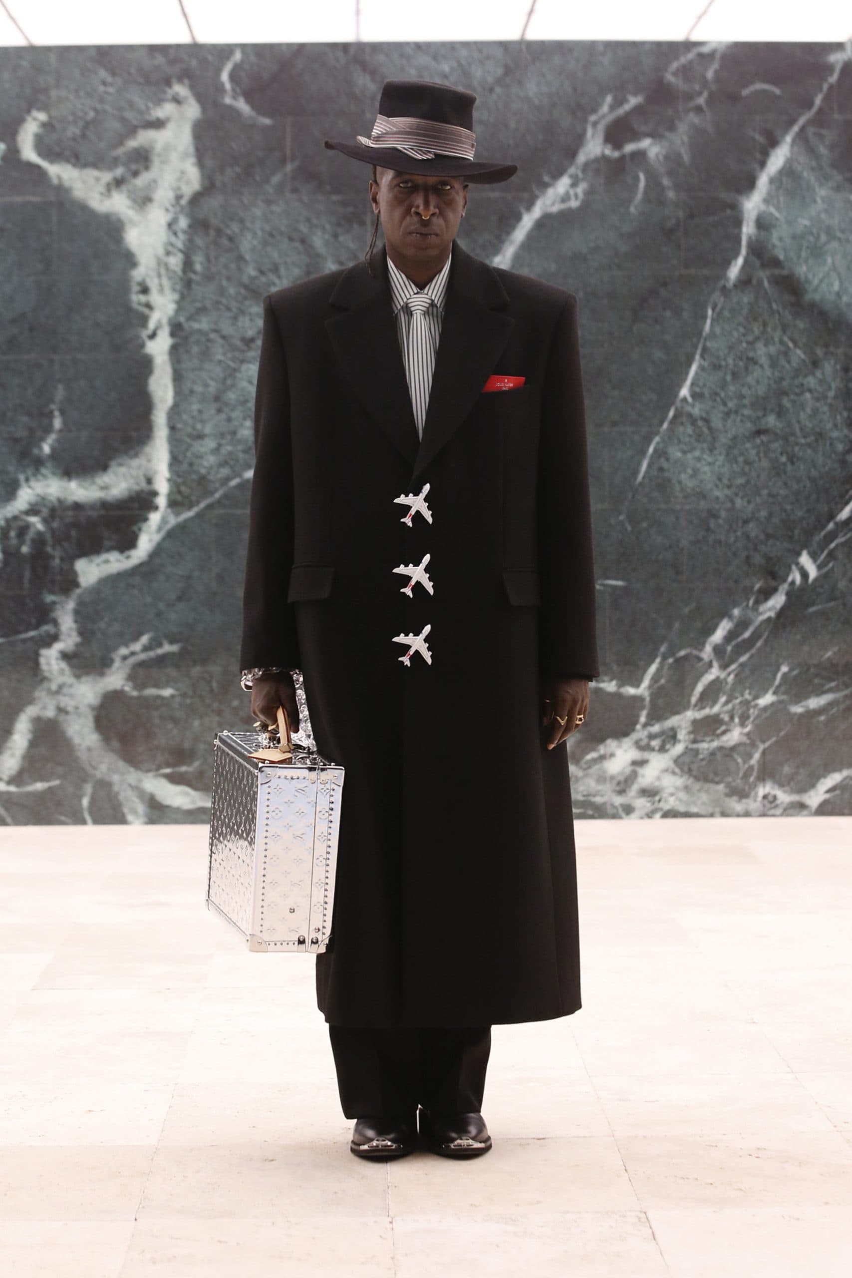 Louis Vuitton Men Otoño-Invierno 2021-2022 por RUNWNAY MAGAZINE
