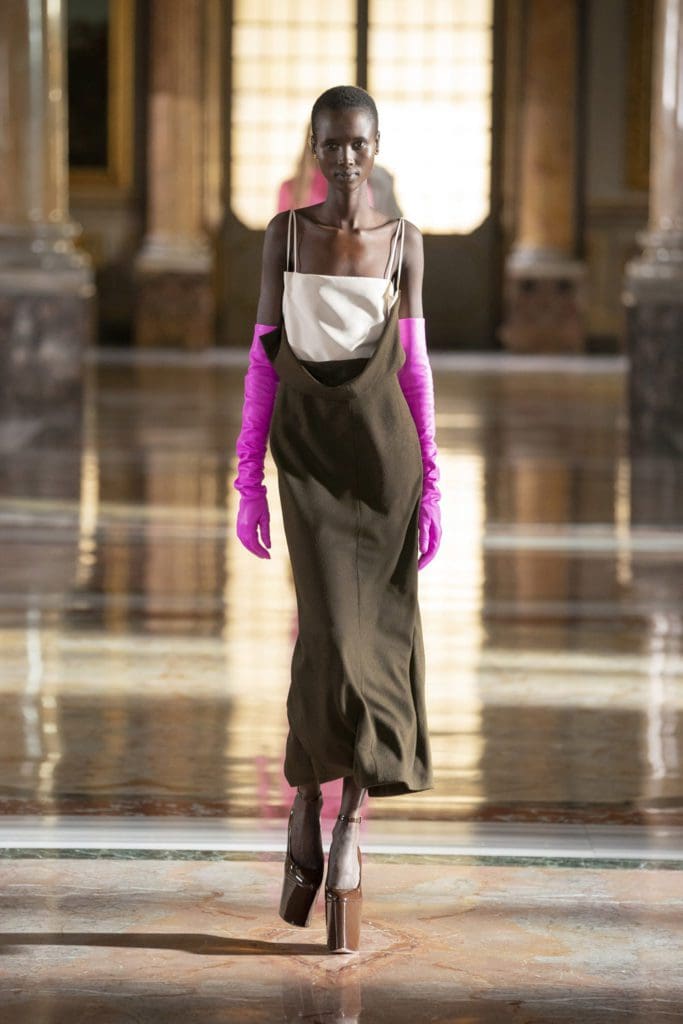 Valentino Haute Couture Spring Summer 2021 by RUNWAY MAGAZINE