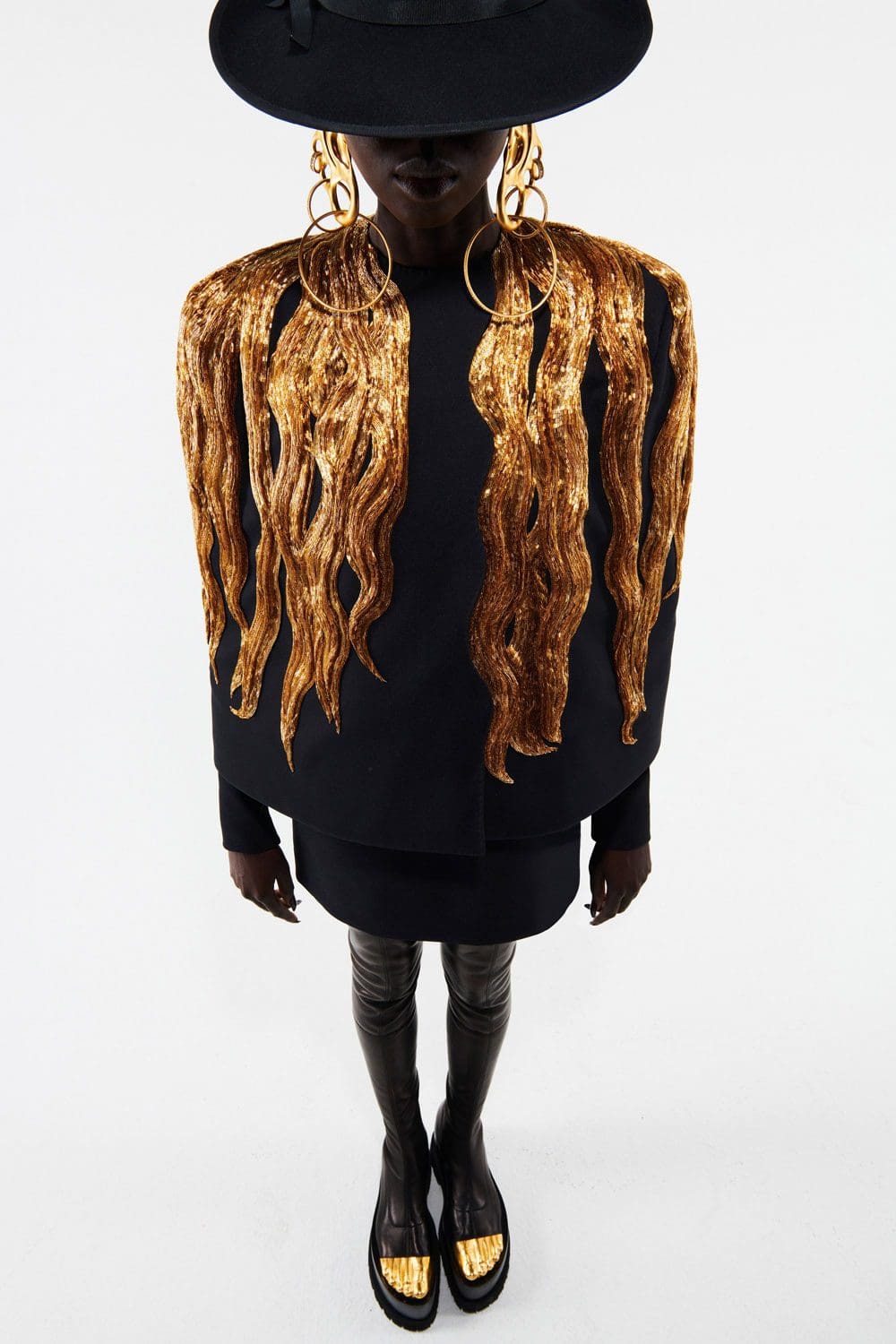 Schiaparelli Haute Couture Spring Summer 2021 by RUNWAY MAGAZINE