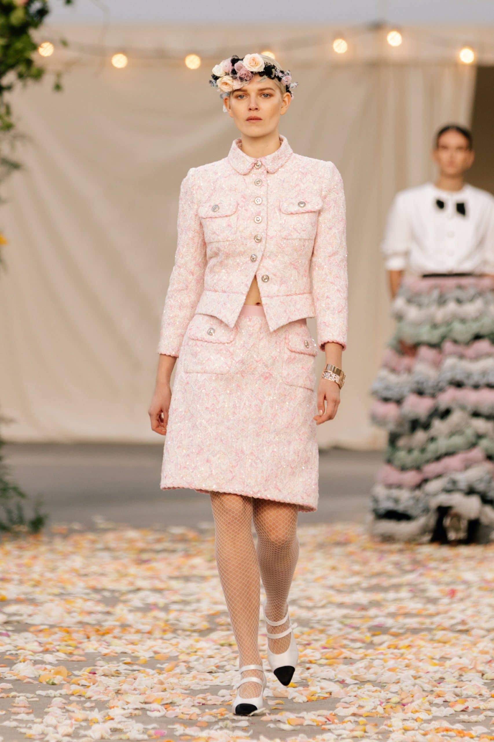 Chanel Haute Couture Printemps Été 2021 par RUNWAY MAGAZINE