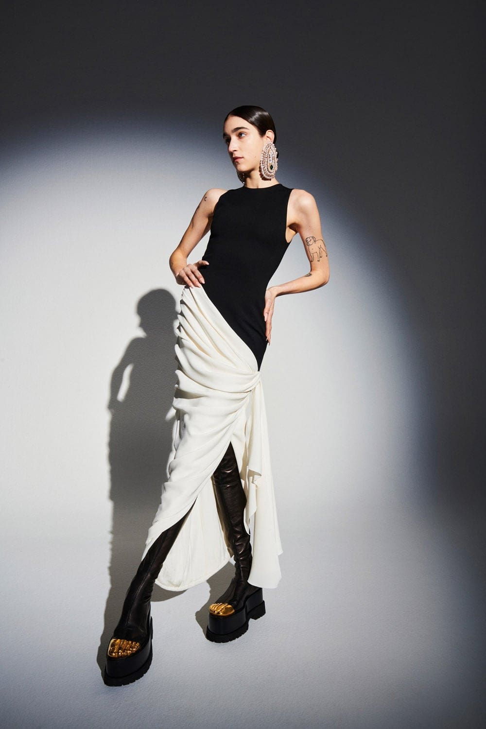 Schiaparelli Haute Couture Spring Summer 2021 by RUNWAY MAGAZINE