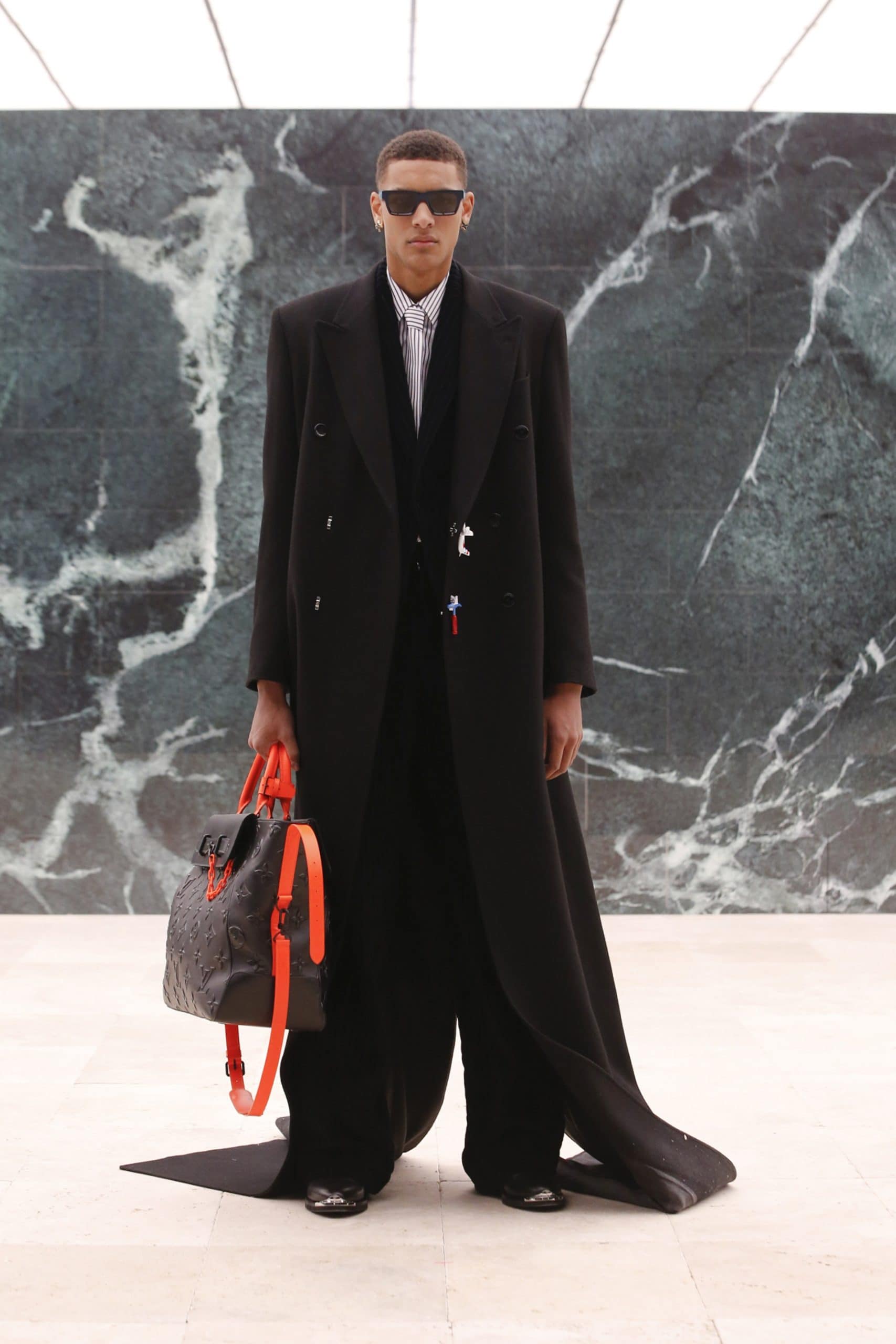 Louis Vuitton Men Otoño-Invierno 2021-2022 por RUNWNAY MAGAZINE