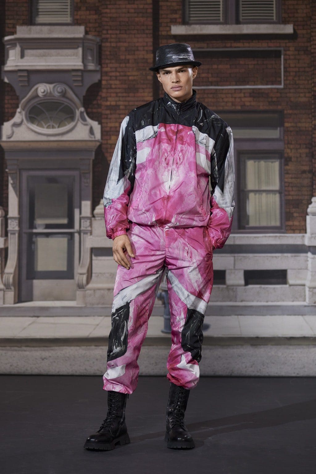 Moschino Men Fall-Winter 2021-2022 by RUNWAY MAGAZINE