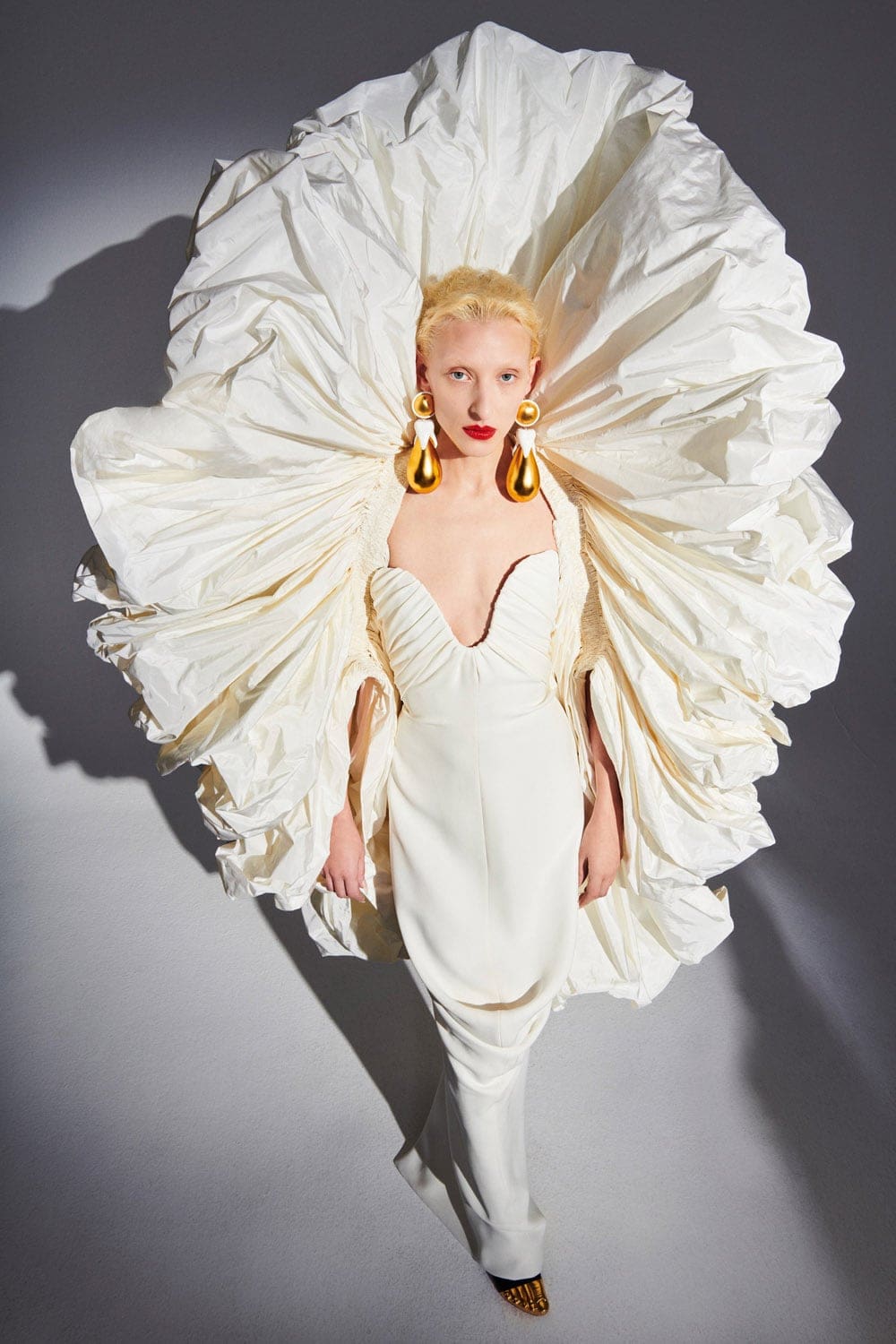 Schiaparelli Haute Couture Spring Summer 2021 by RUNWAY MAGAZINE