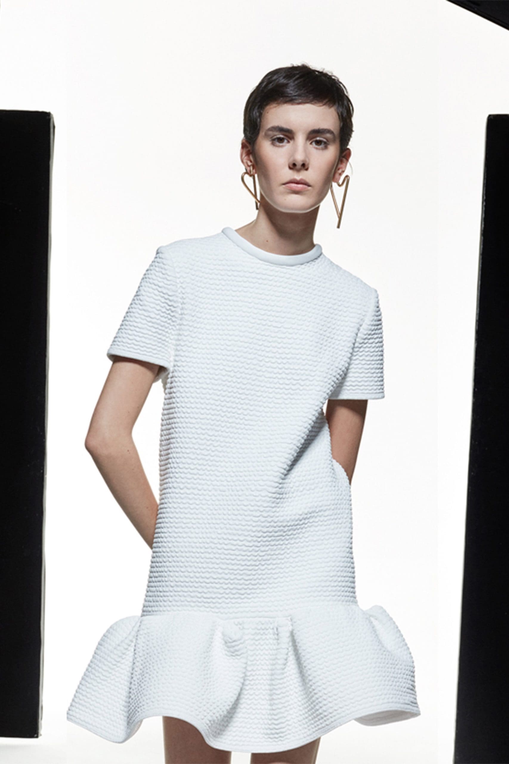 Alber Elbaz - AZ Fabrik - Haute Couture Frühling Sommer 2021 von RUNWAY MAGAZIN