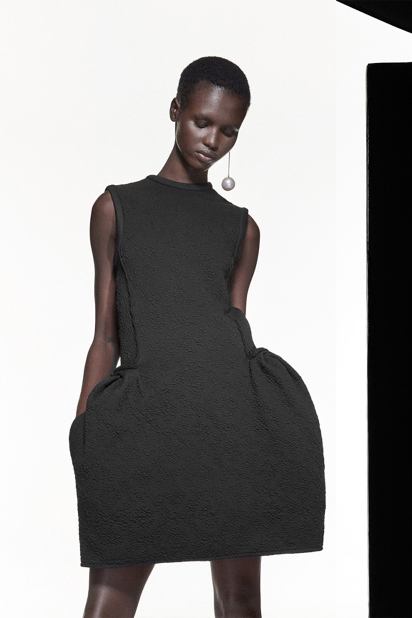 Alber Elbaz - AZ Fabrik - Haute Couture Frühling Sommer 2021 von RUNWAY MAGAZIN