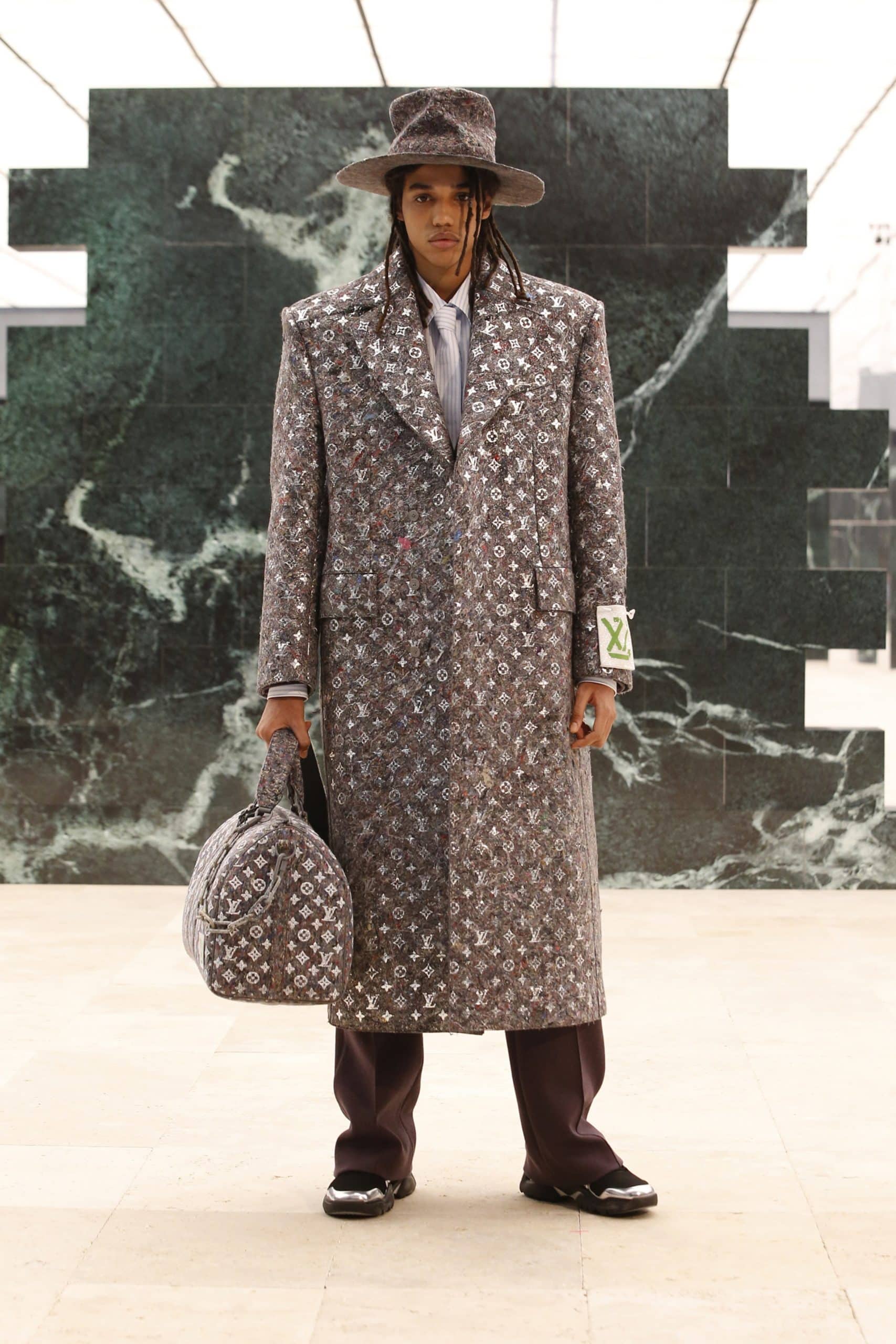 Louis Vuitton Men Otoño-Invierno 2021-2022 por RUNWNAY MAGAZINE