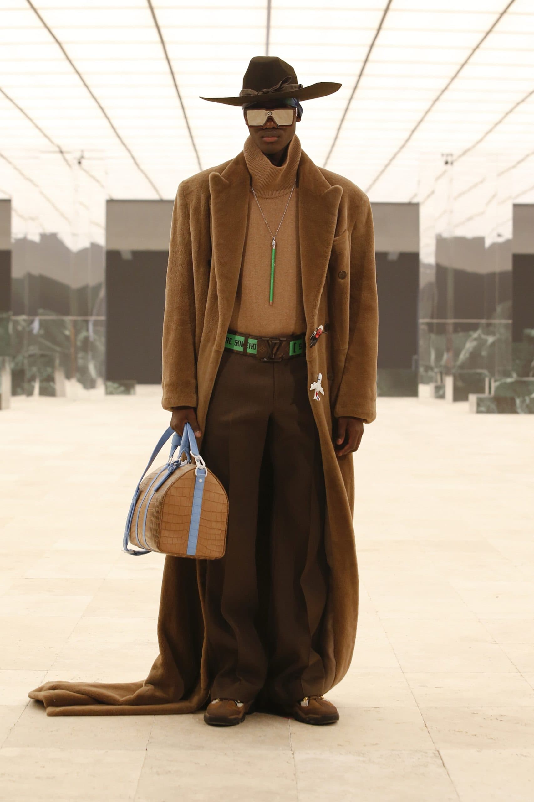 Louis Vuitton Men Otoño-Invierno 2021-2022 por RUNWNAY MAGAZINE