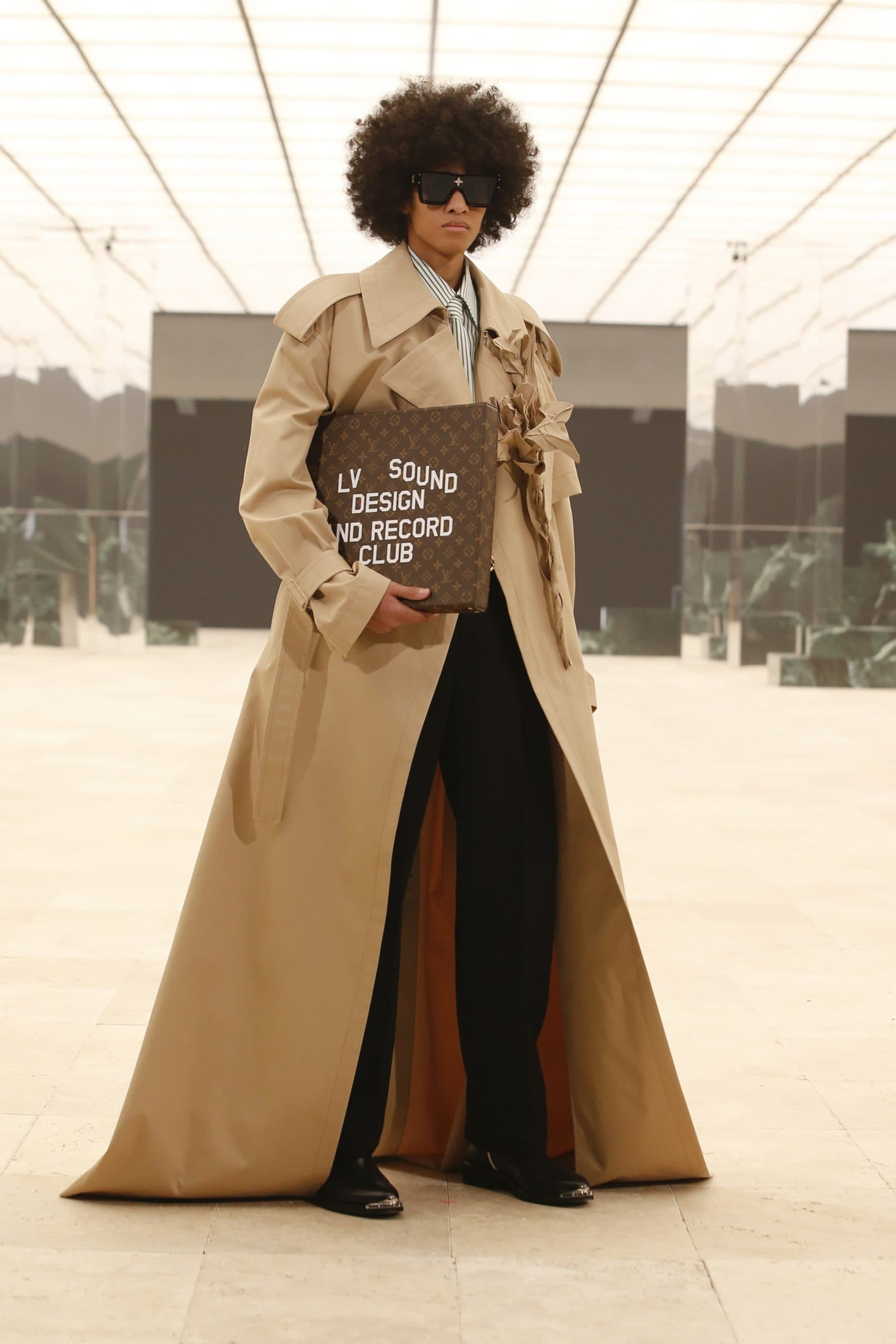 Louis Vuitton Men Otoño-Invierno 2021-2022 por RUNWNAY MAGAZINE