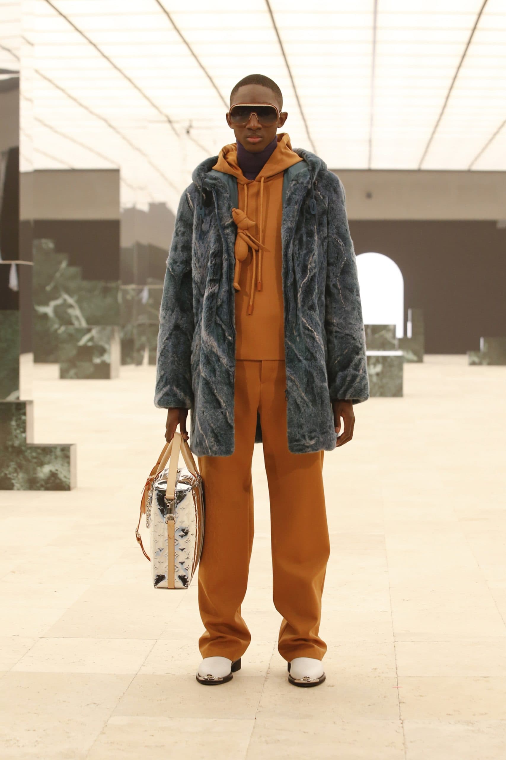 Louis Vuitton Men Otoño-Invierno 2021-2022 por RUNWNAY MAGAZINE