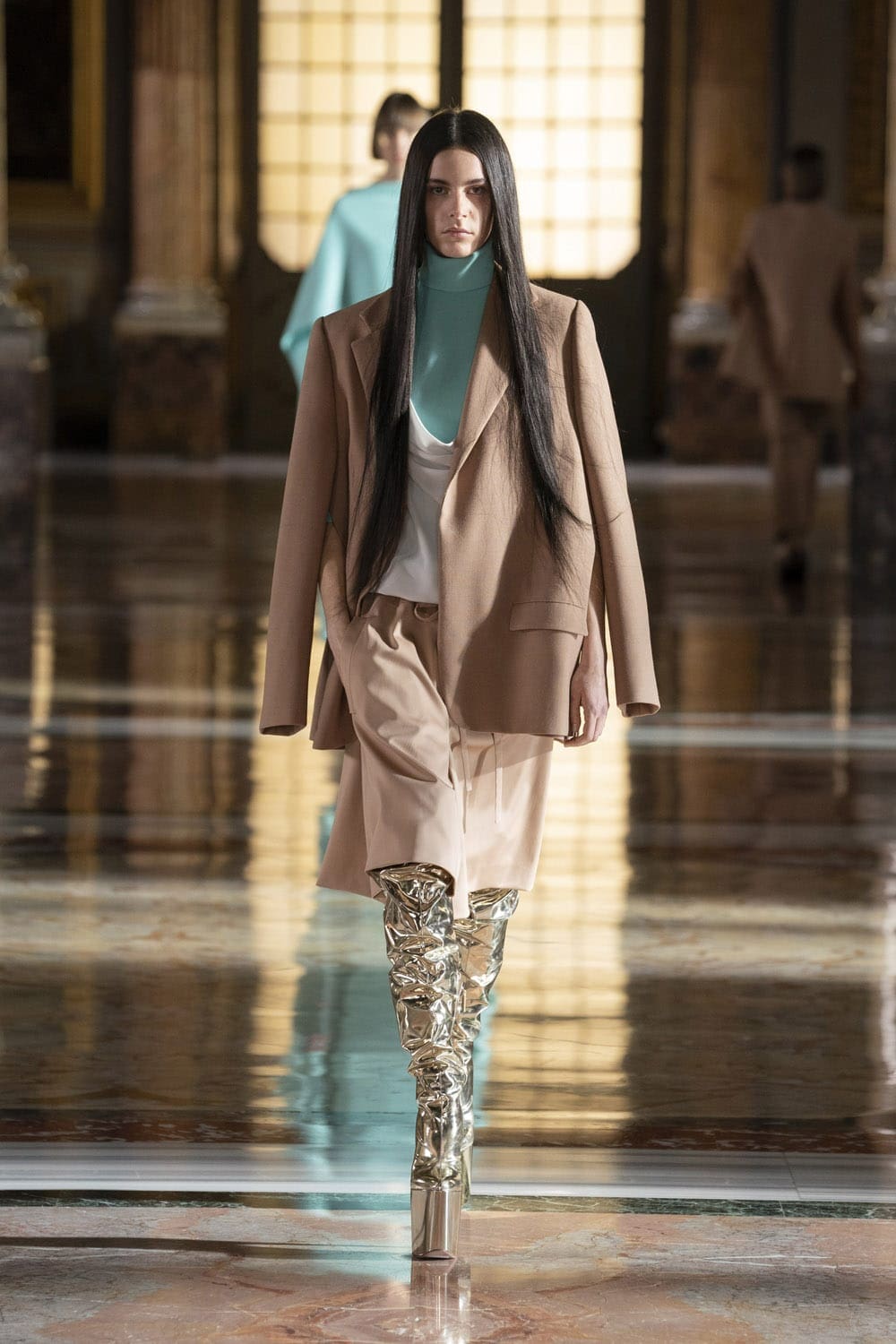 Valentino Haute Couture Primavera Verano 2021 de RUNWAY REVISTA