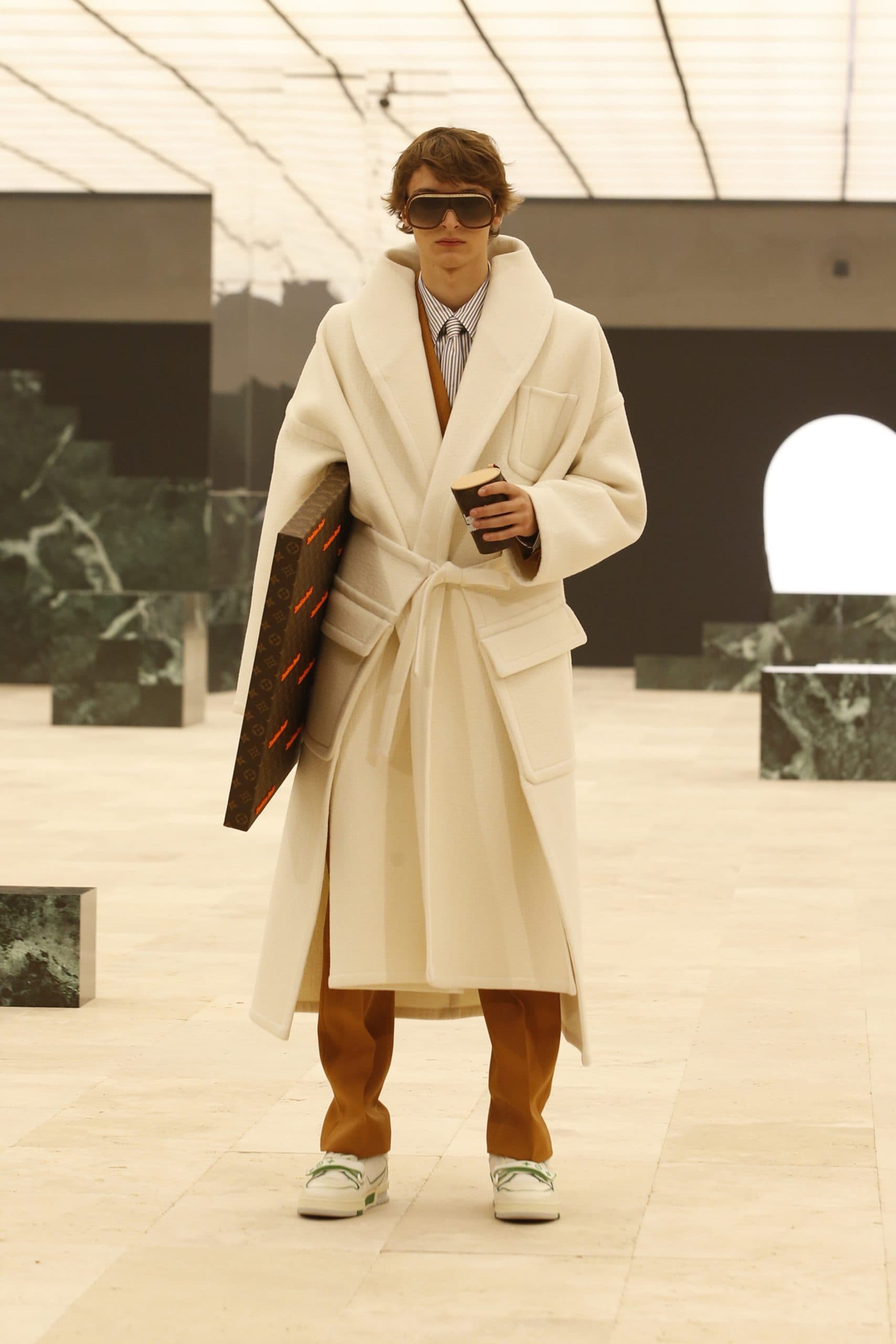 Louis Vuitton Men Otoño-Invierno 2021-2022 por RUNWNAY MAGAZINE