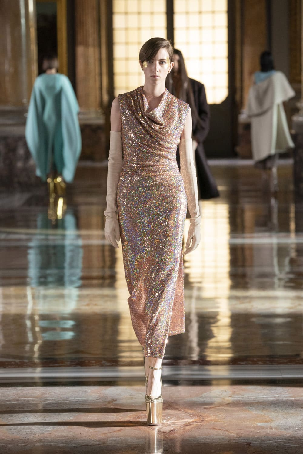 Valentino Haute Couture Primavera Verano 2021 de RUNWAY REVISTA