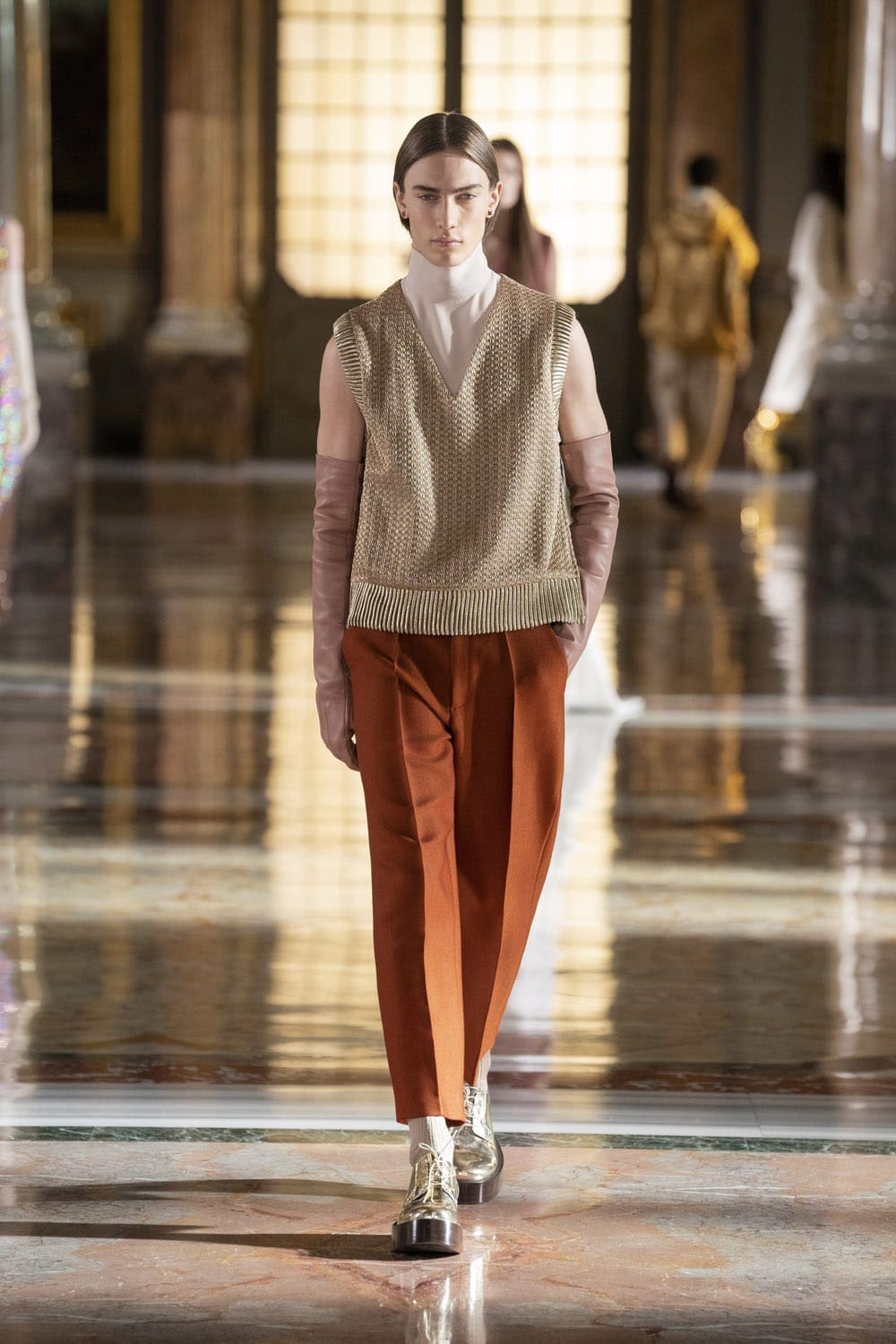 Valentino Haute Couture Primavera Verano 2021 de RUNWAY REVISTA