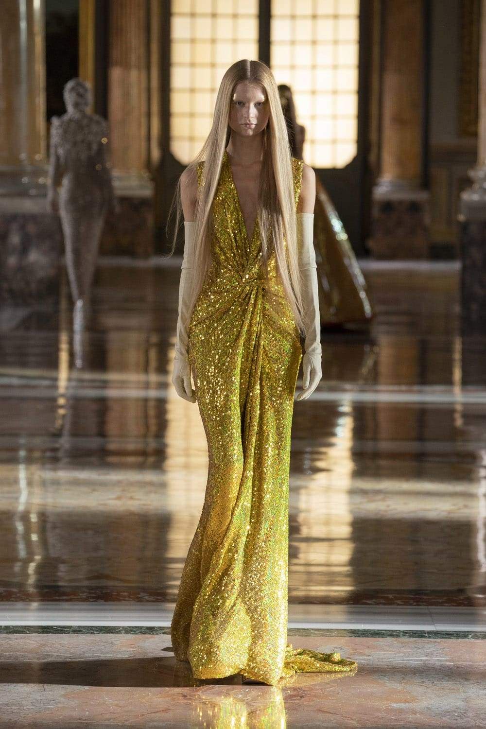 Valentino Haute Couture Primavera Verano 2021 de RUNWAY REVISTA