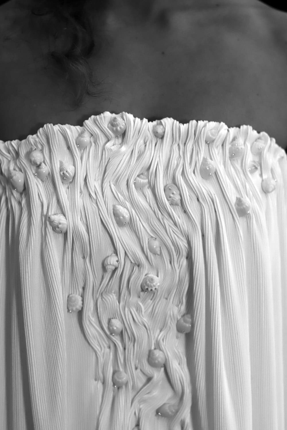 Franck Sorbier Haute Couture Spring Summer 2021 by RUNWAY MAGAZINE. Photo ©Amaury Voslion