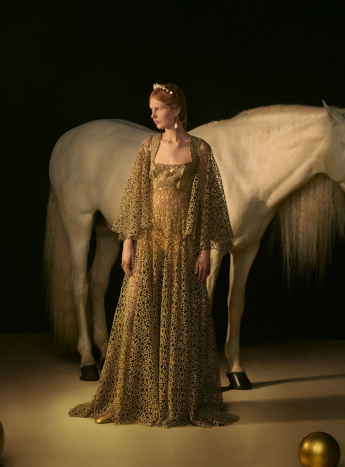 Christian Dior Haute Couture Printemps Été 2021 par RUNWAY MAGAZINE