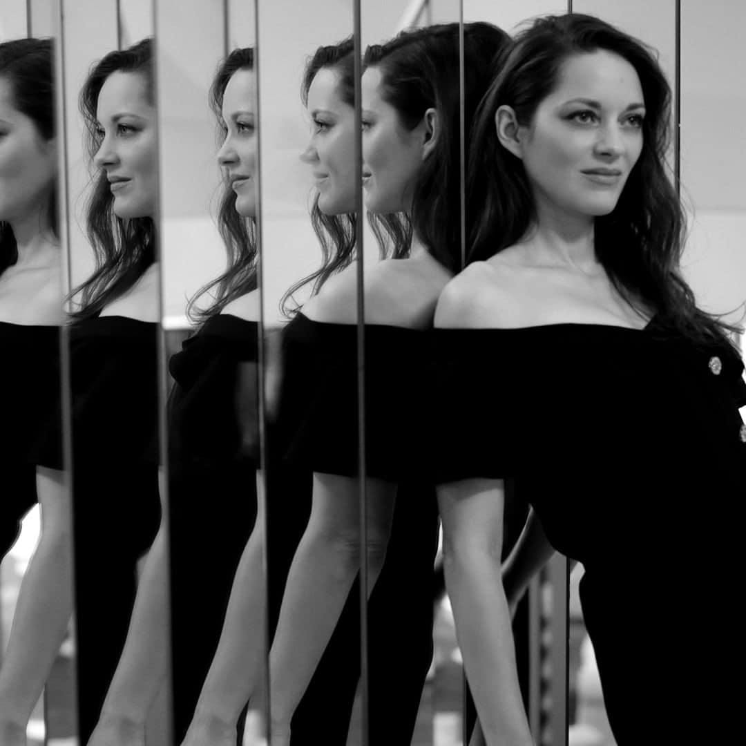 Marion Cotillard para Chanel Haute Couture Primavera Verano 2021 de RUNWAY REVISTA