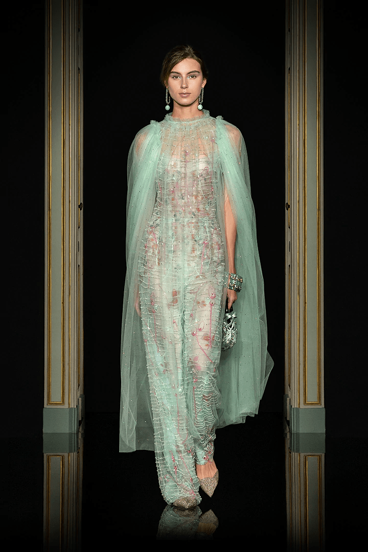 Giorgio Armani Privé Couture Primavera Verão 2021 por RUNWAY MAGAZINE