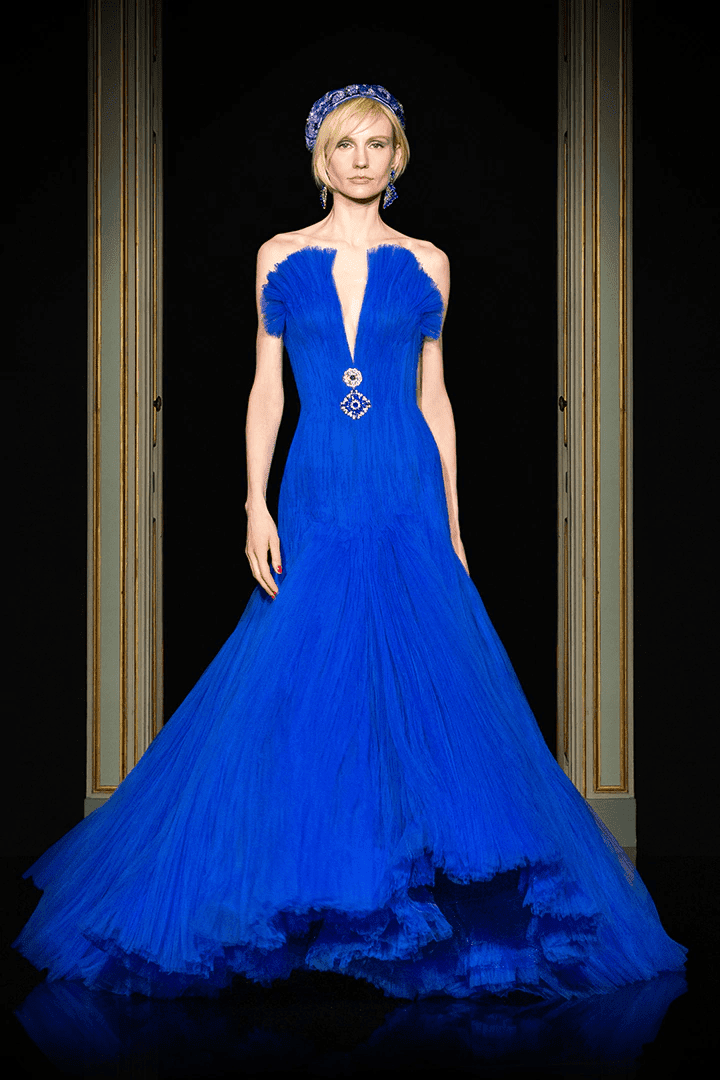 Giorgio Armani Privé Couture Primavera Verão 2021 por RUNWAY MAGAZINE