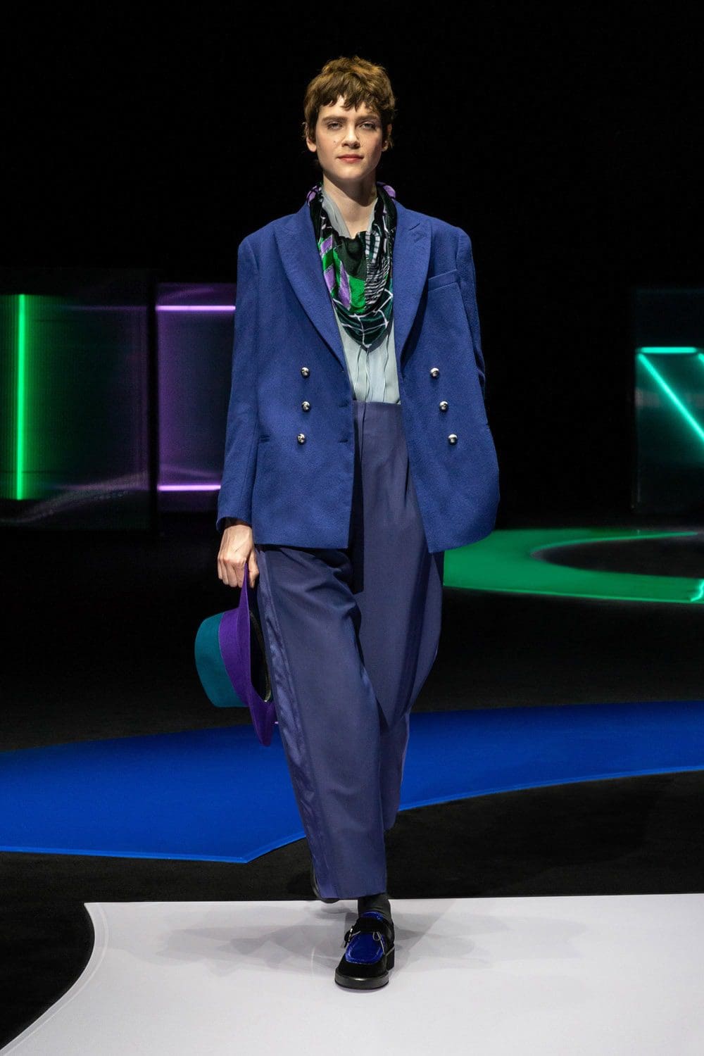 Emporio Armani Fall Winter 2021-2022 "In the mood for pop"