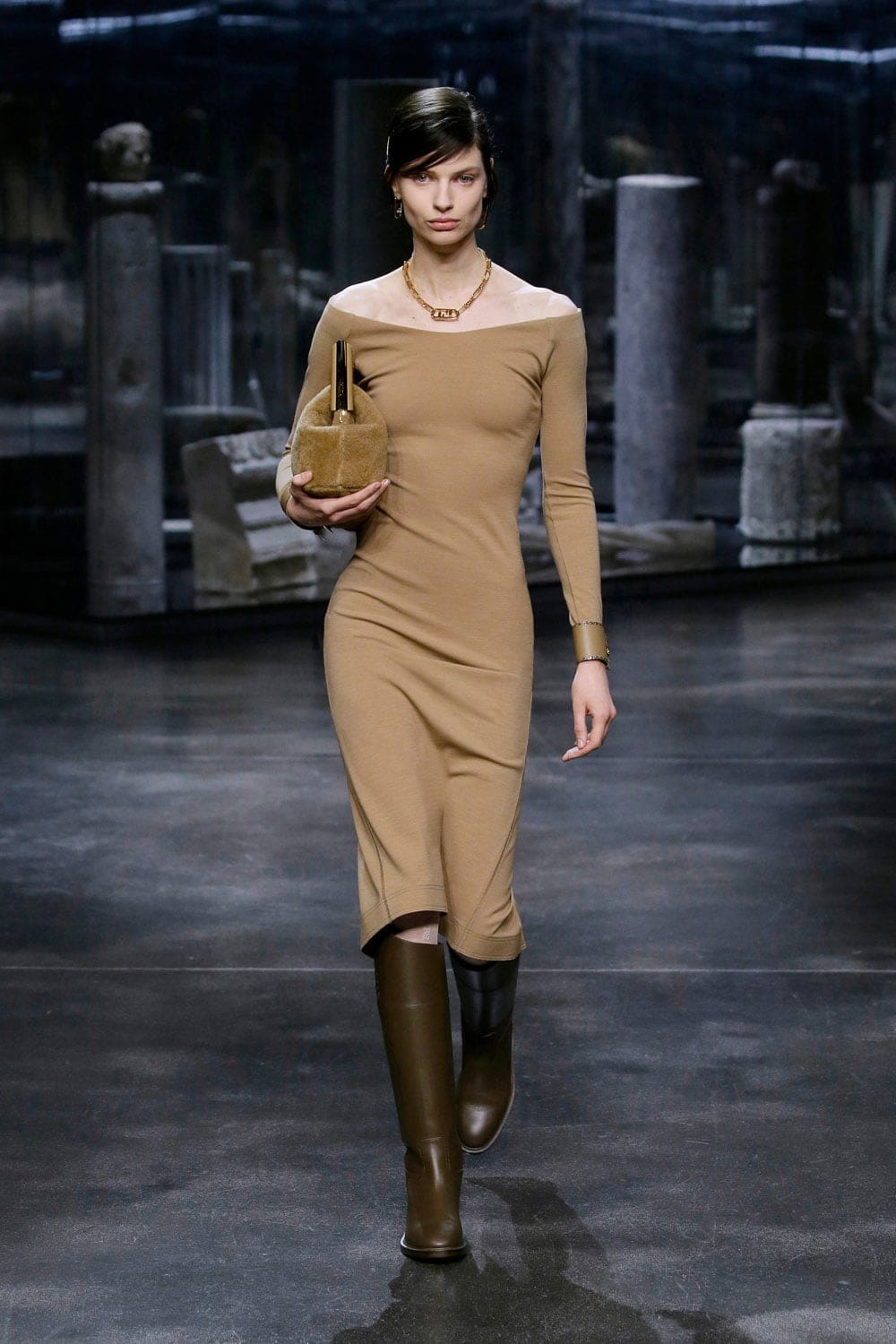 Fendi Fall 2021-2022 by RUNWAY MAGAZINE