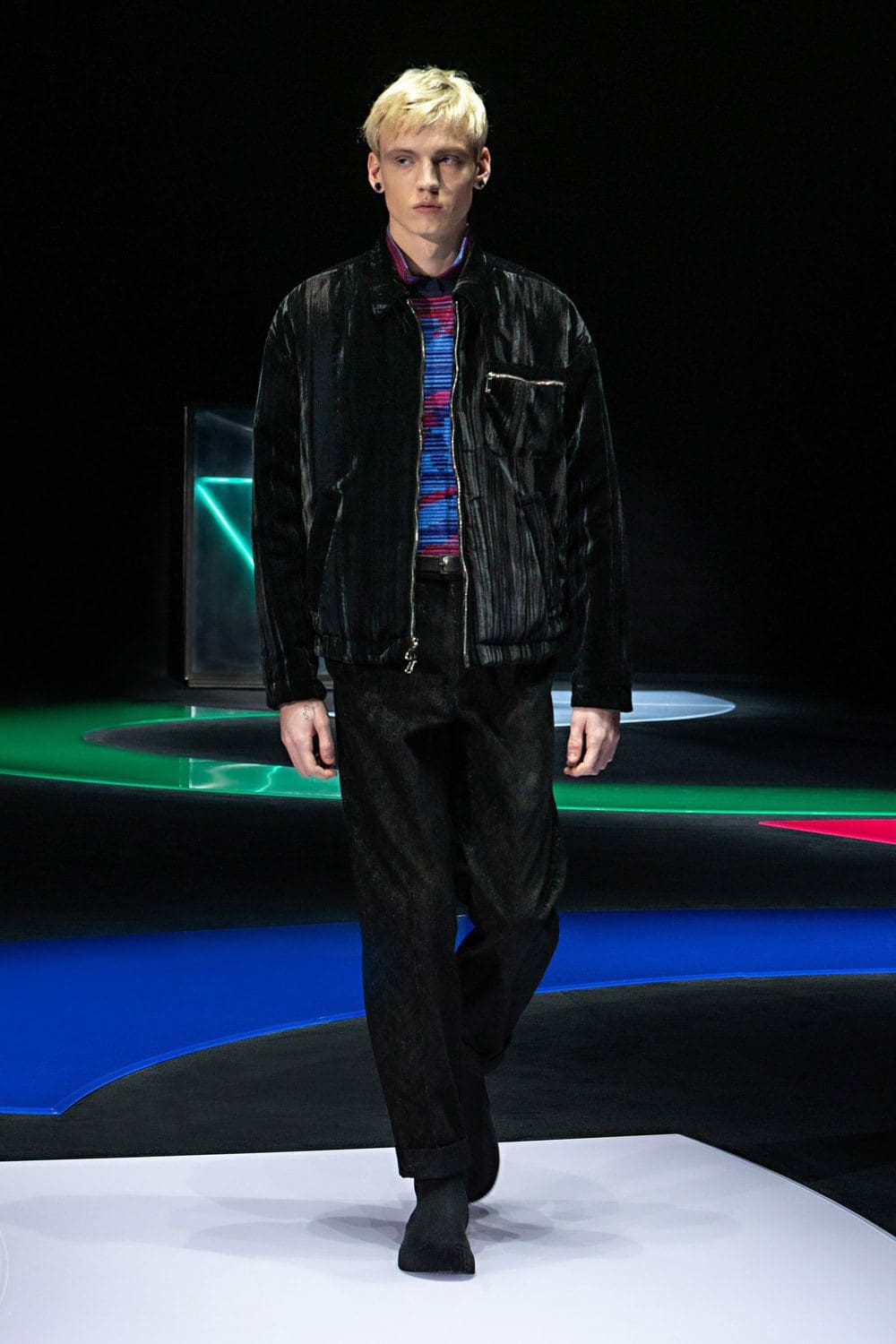 Emporio Armani Fall Winter 2021-2022 "In the mood for pop"