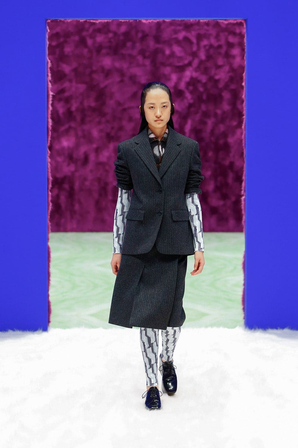 プラダ秋冬2021-2022によって RUNWAY マガジン