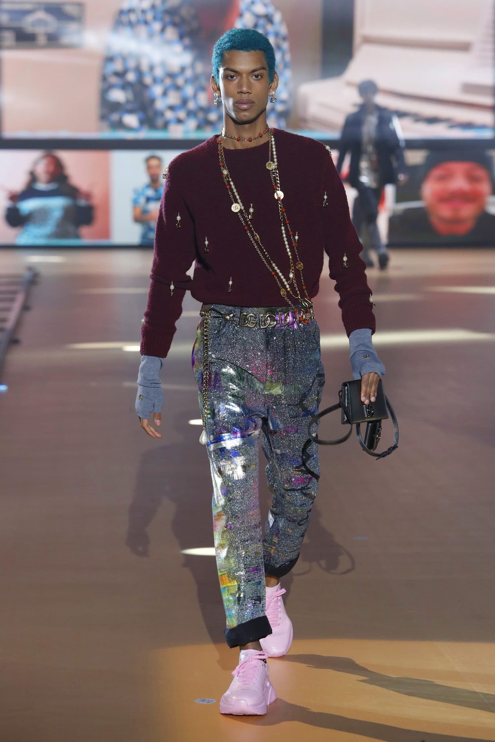 Dolce Gabbana Menswear Fall 2021-2022. Plagiarism checker by Eleonora de Gray - RUNWAY MAGAZINE