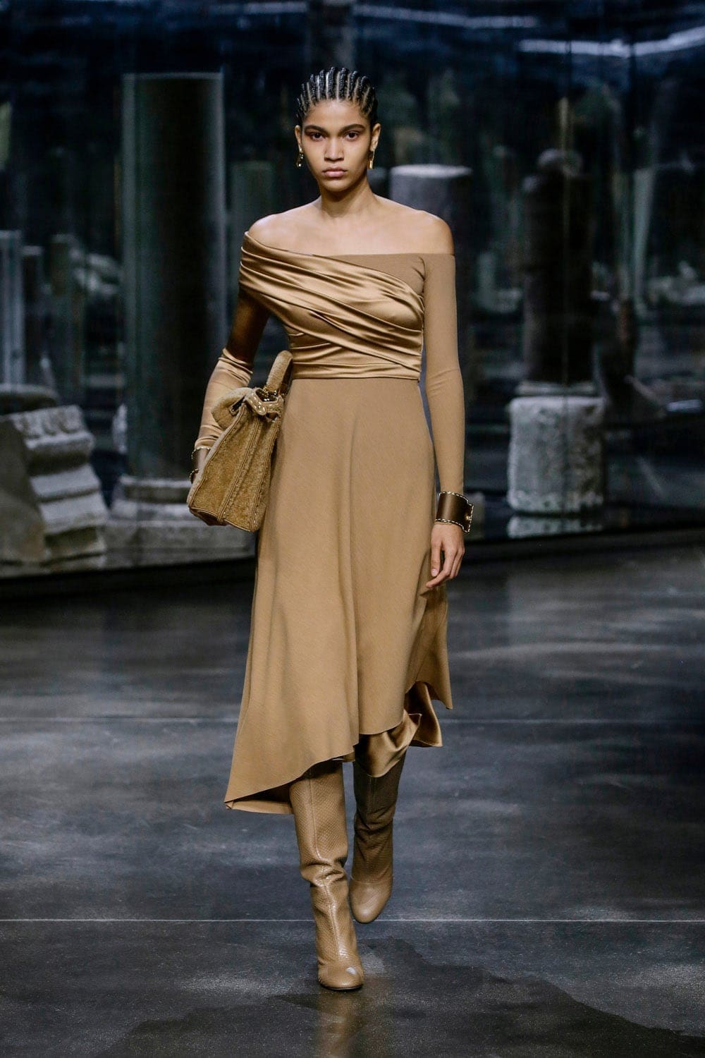 Fendi Fall 2021-2022 by RUNWAY MAGAZINE