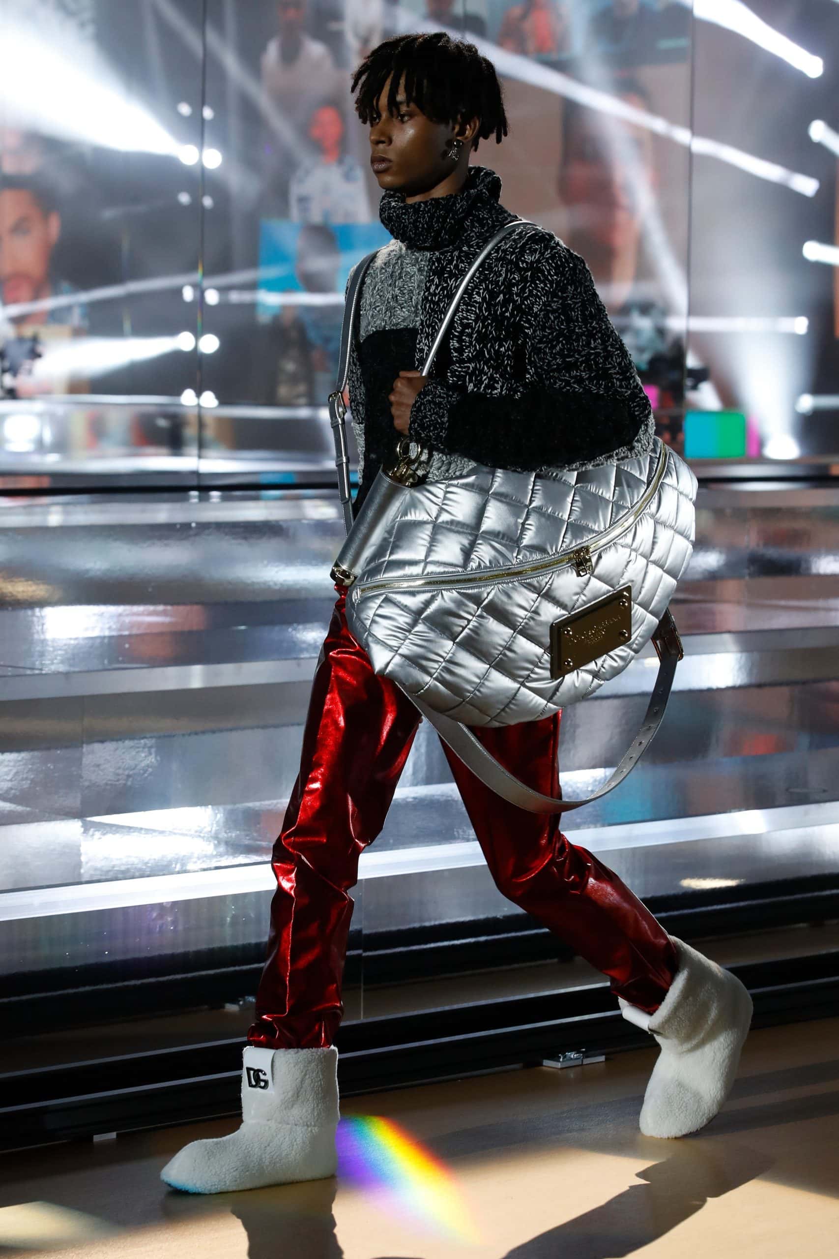 Dolce Gabbana Menswear Fall 2021-2022. Plagiarism checker by Eleonora de Gray - RUNWAY MAGAZINE