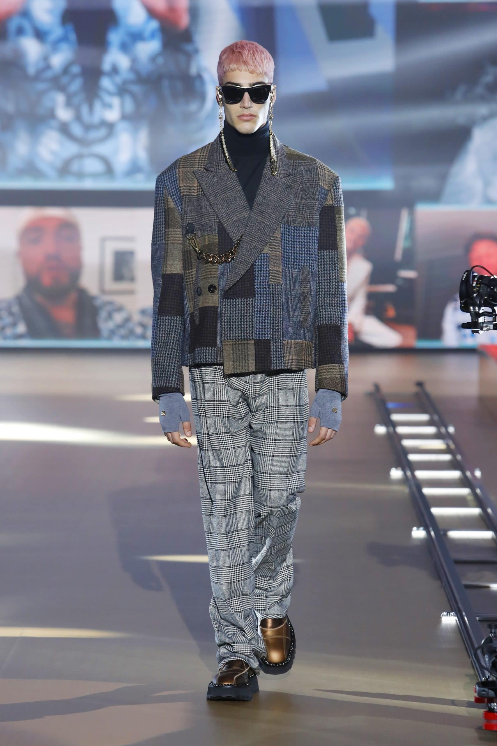 Dolce Gabbana Menswear Fall 2021-2022. Plagiarism checker by Eleonora de Gray - RUNWAY MAGAZINE