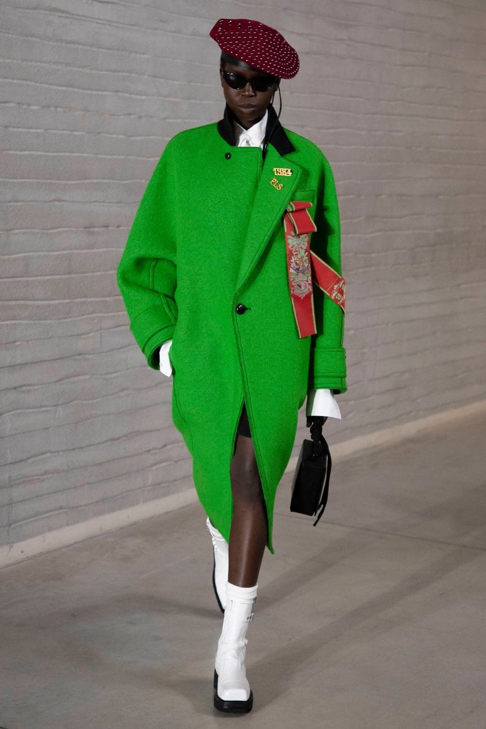 Philosophy di Lorenzo Serafini Fall Winter 2021-2022 Milan by RUNWAY MAGAZINE