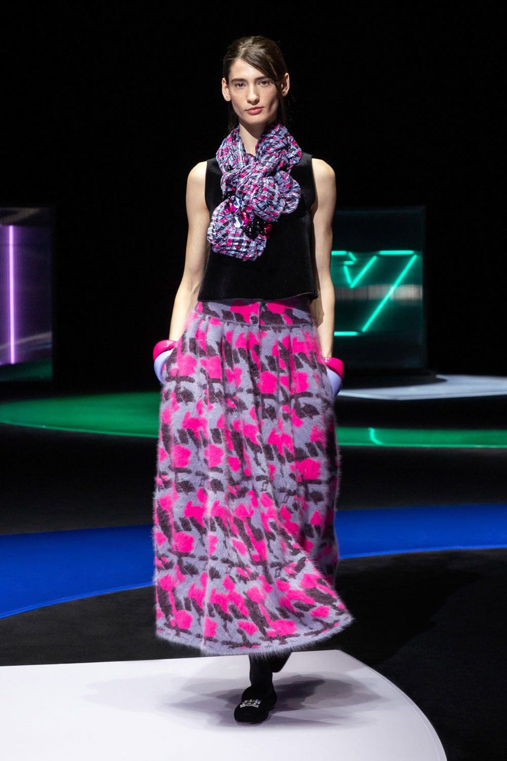 Emporio Armani Fall Winter 2021-2022 "In the mood for pop"